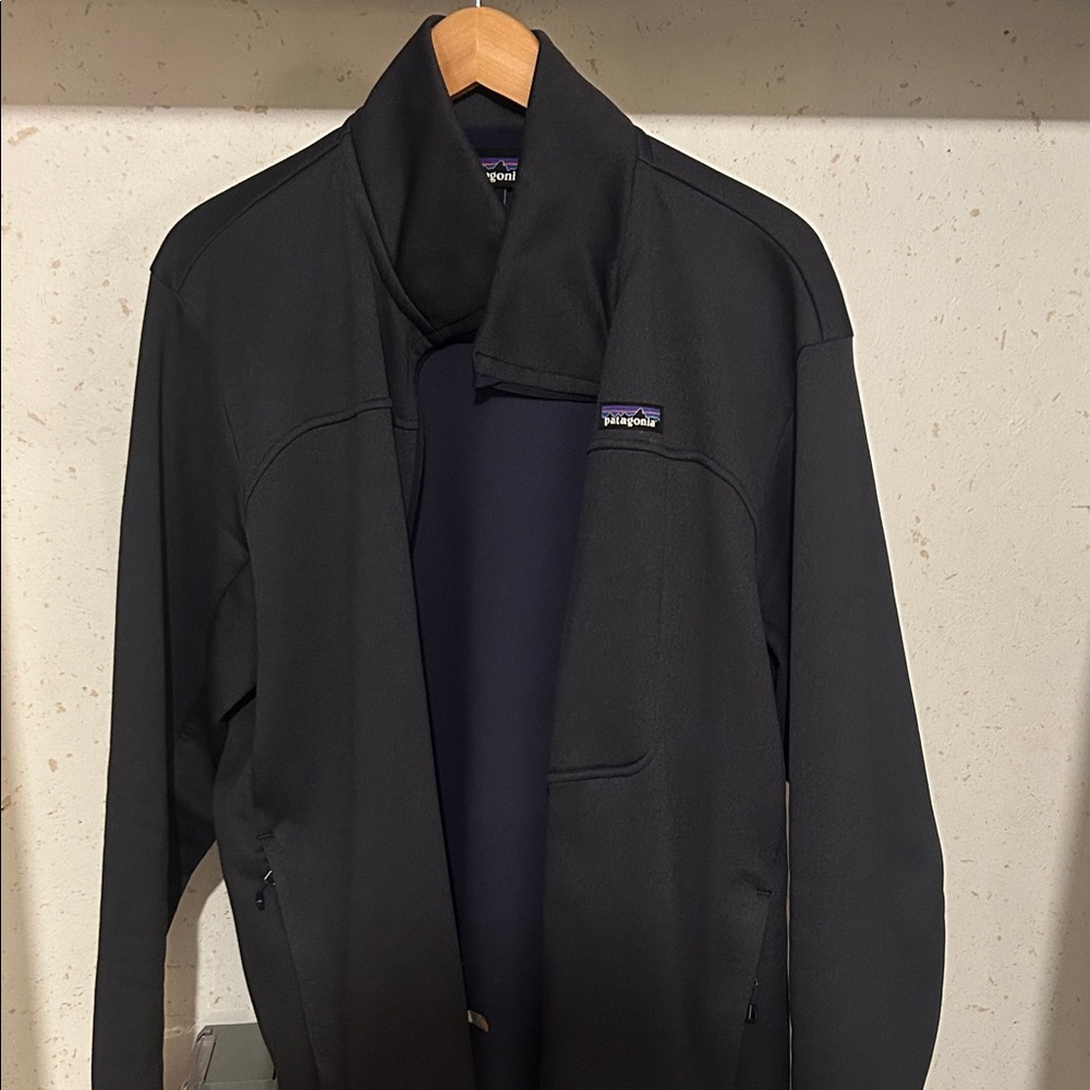 Patagonia Men's Dark Gray Performance Jacket